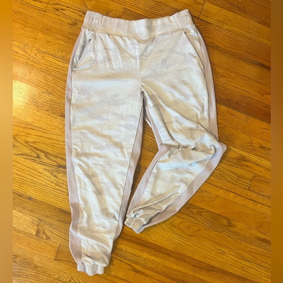 Athleta Brooklyn Lined Camo Jogger - Picture 2 of 4